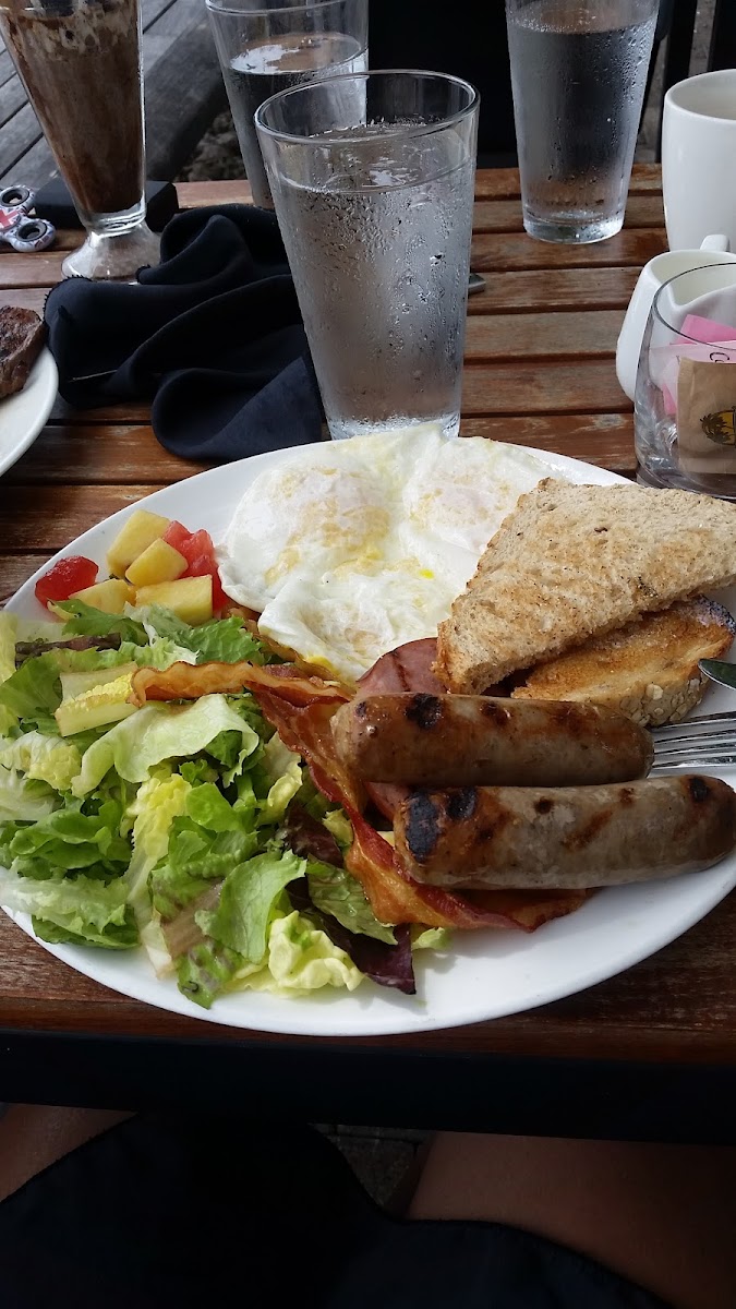 Waterfront Urban Diner-9